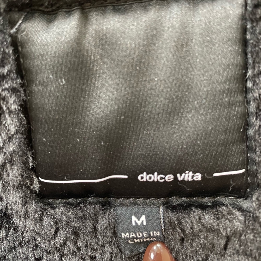 Winter Jacket. Black. Medium. Great Condition. Ve… - image 3